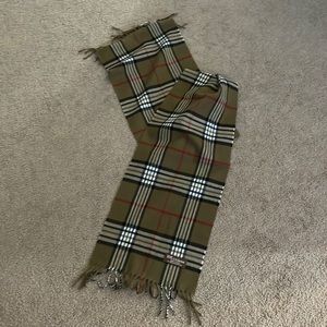 Plaid scarf